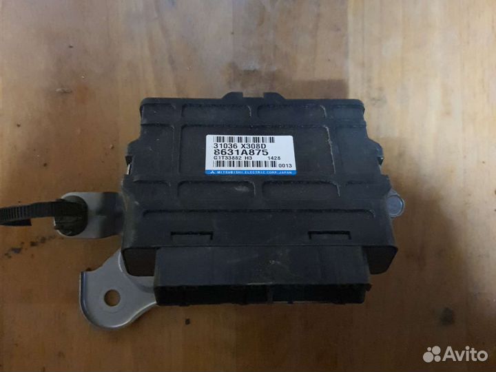 Блок управления АКПП Mitsubishi Outlander XL