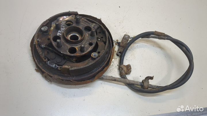 Ступица (кулак, цапфа) Toyota RAV 4, 1998