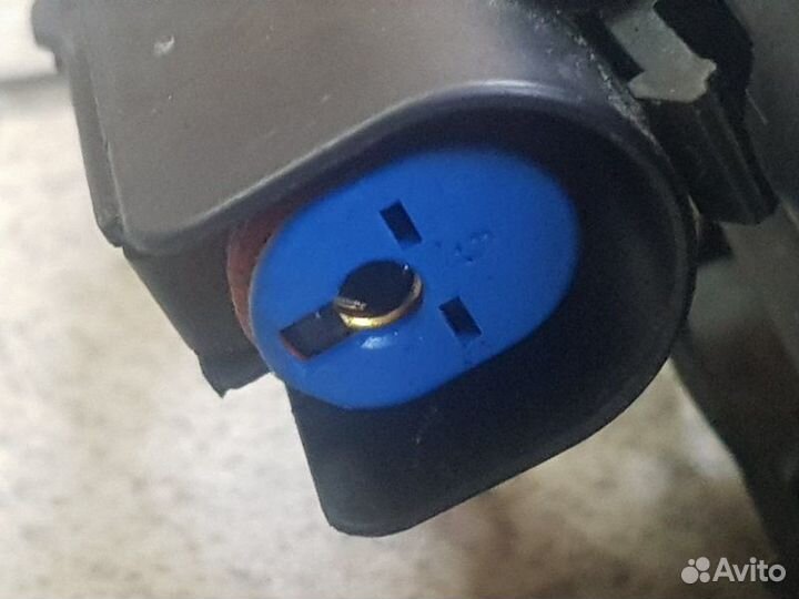 Клемма аккумулятора Ford Focus 3 1.5 M8DB ecoboost