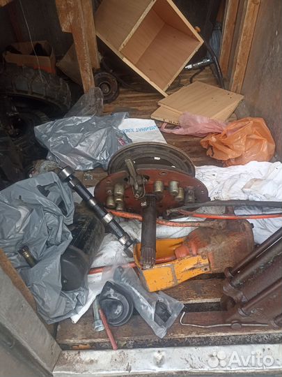 Запчасти на трактор т-25