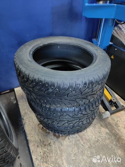 Hankook Winter I'Pike 235/55 R17