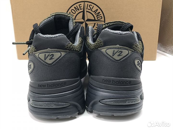 New Balance 991 x Stone Island Black