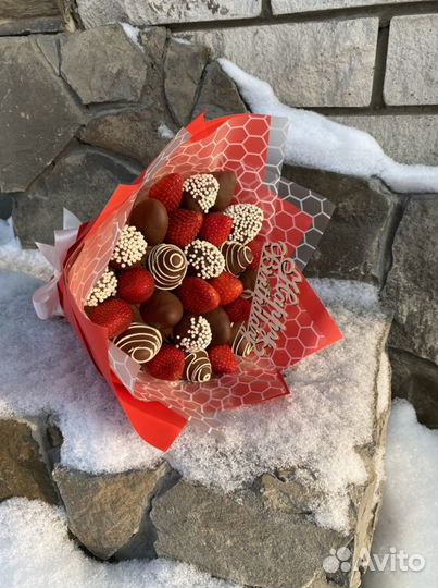 Букет из клубники в шоколаде