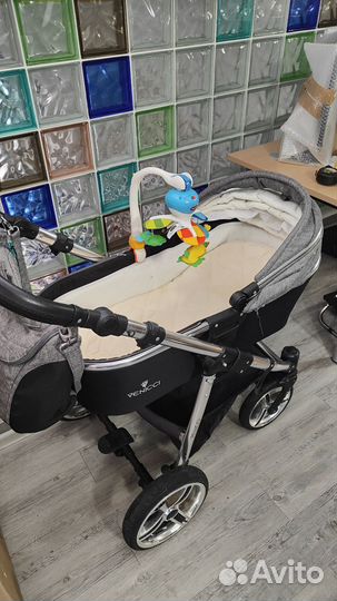 Коляска Venicci 2-в-1 + автолюлька Cybex Aton Q