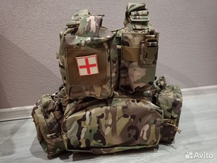 Разгрузка тактическая плитник бронежилет с подсумк