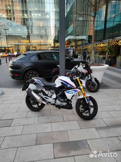 BMW G310R