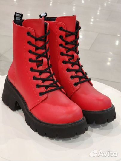 Ботинки женские 38 р, искусственная кожа новые