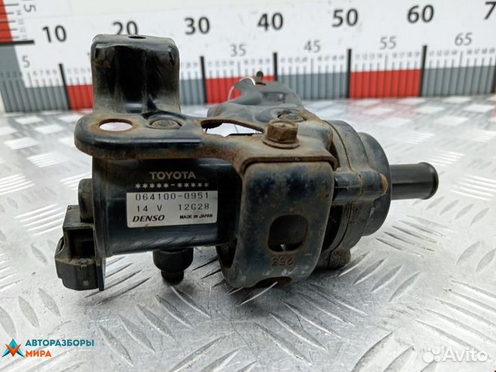 Помпа Toyota Prius 2 2006 8720047030