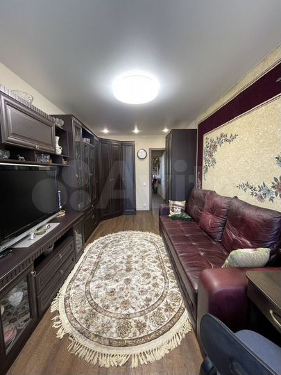 2-к. квартира, 46,7 м², 1/3 эт.