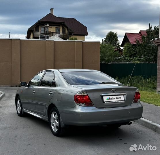 Toyota Camry 2.4 AT, 2004, 295 000 км