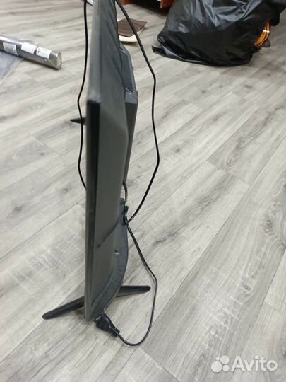 Продам телевизор бу работает но плоховата