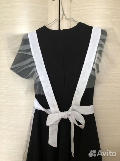 Школьный фартук