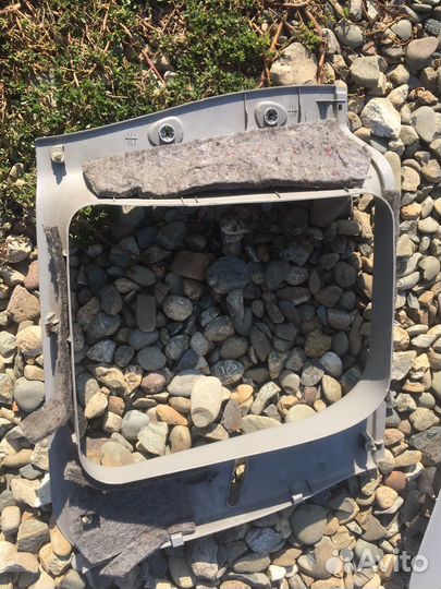 Toyota funcargo обшивка верхняя багажника