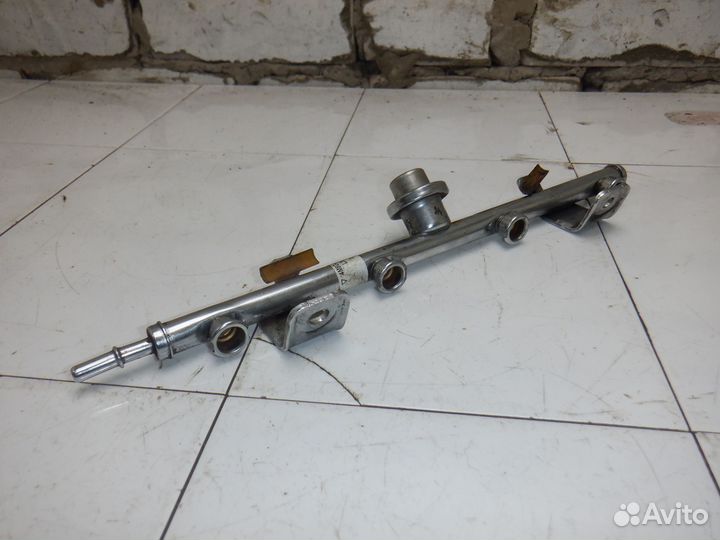 Рейка топливная Ford Mondeo 3