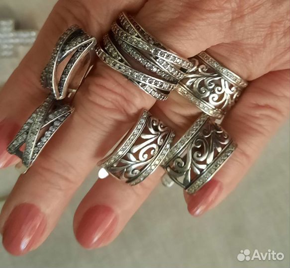 Серебряные украшения.Серьги,кольца,брошь