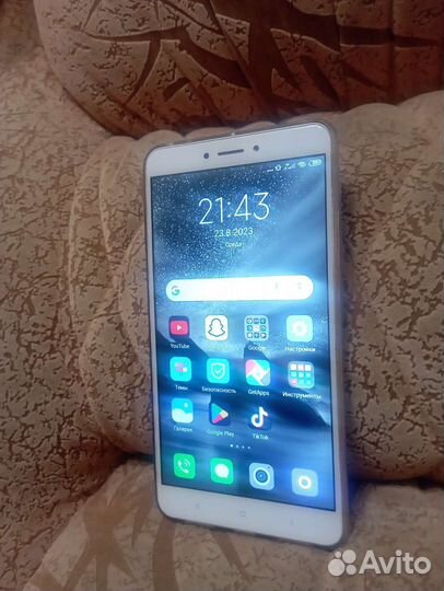 Xiaomi Mi Max 2, 4/64 ГБ
