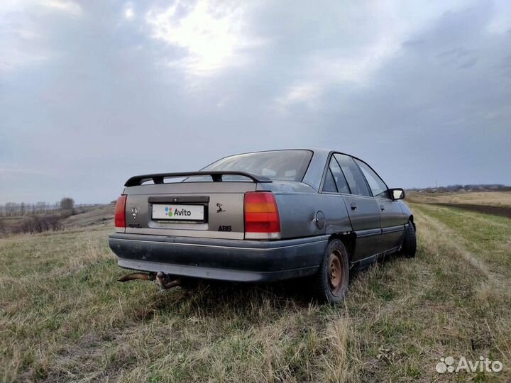 Opel Omega 2.4 МТ, 1990, 289 000 км