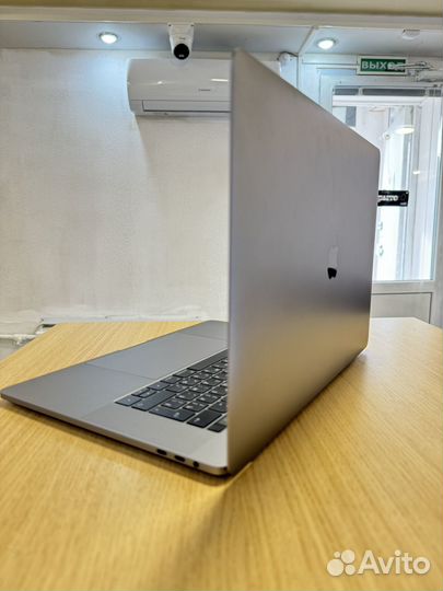 MacBook Pro 15 2016