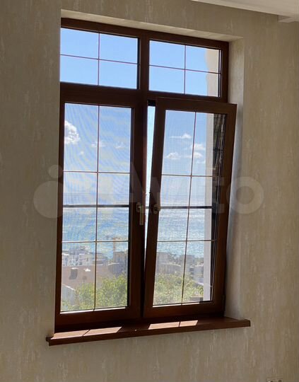 Дом 233 м² на участке 5,5 сот.