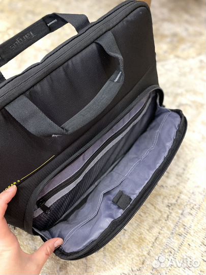 Сумка для ноутбука Targus новая