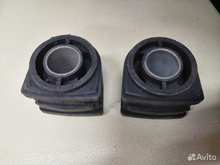 Сайлентблок рычага переднего Chrysler/Dodge