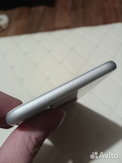 iPhone 8 Plus, 64 ГБ