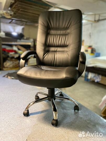 Компьютерное кресло