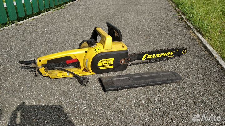 Электропила Champion