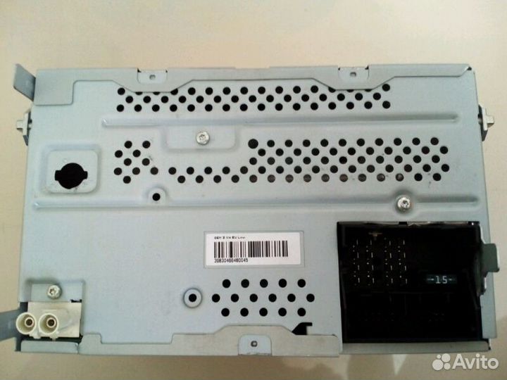 Штатная магнитола VW Tiguan. rсd-310