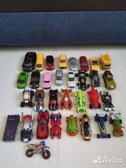 Hot wheels машинки хотвилс
