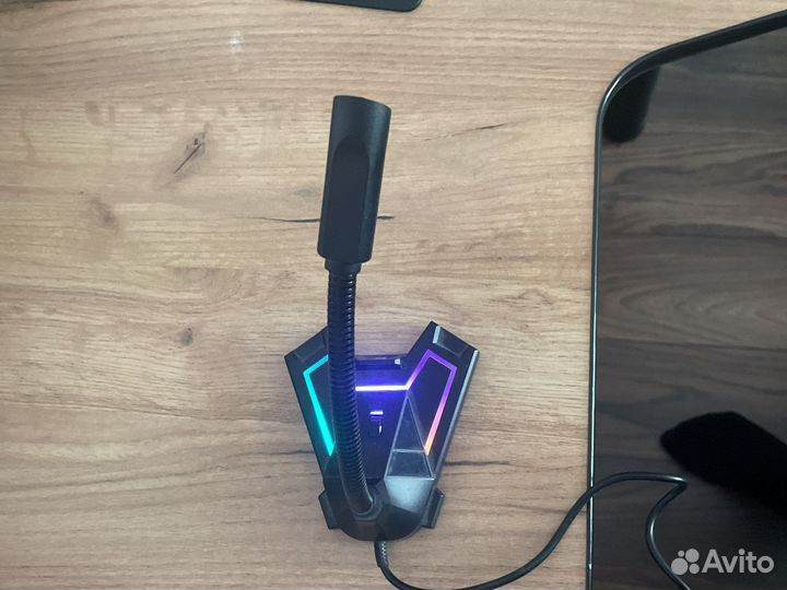 Микрофон игравой с RGB подцветкой