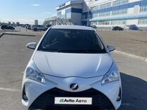Toyota Vitz 1.0 CVT, 2017, 120 108 км, с пробегом, цена 870 000 руб.