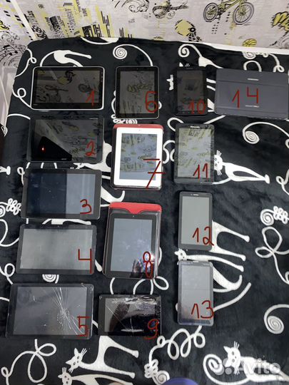 Планшеты разные одним лотом