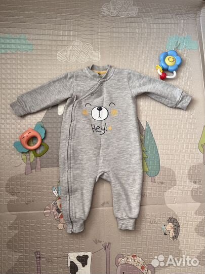 Продам детские вещи