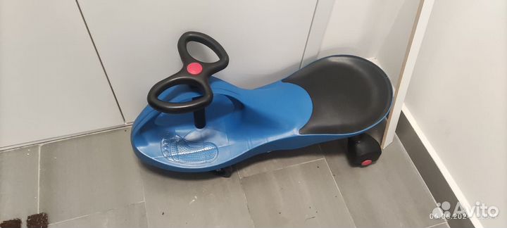 Машинка каталка бибикар