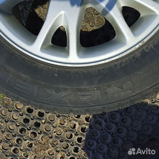 Nexen Winguard Spike SUV 215/65 R16