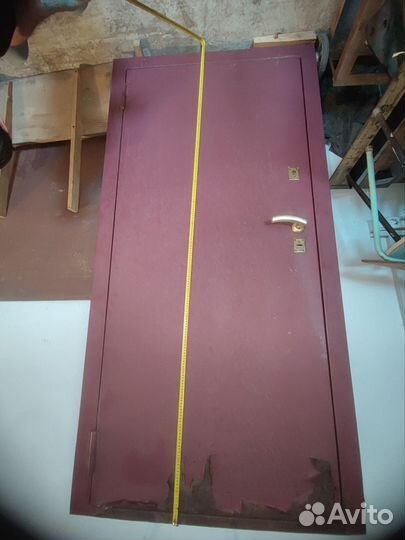 Дверь входная металлическая