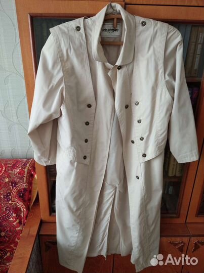 Плащ женский