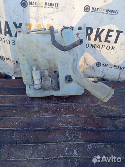 Бачок омывателя Mercedes W203 2003 (б/у)