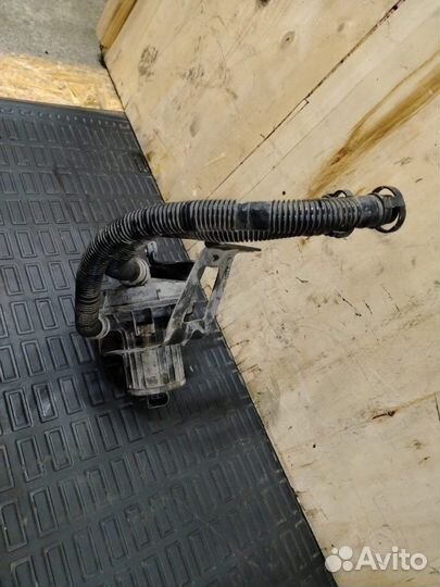 Насос воздушный Volkswagen Touareg 7L AXQ 2004