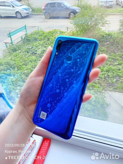 HUAWEI P Smart (2019), 3/32 ГБ