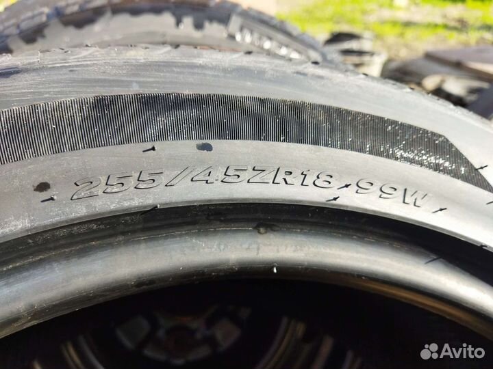 Hankook Ventus S1 Noble 2 H452 255/45 R18 99W