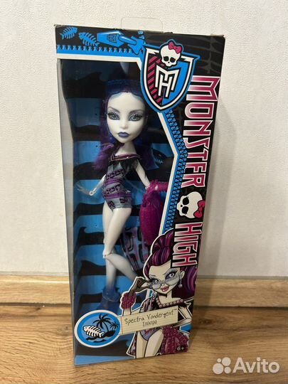 Кукла Монстер Хай Спектра пляжная