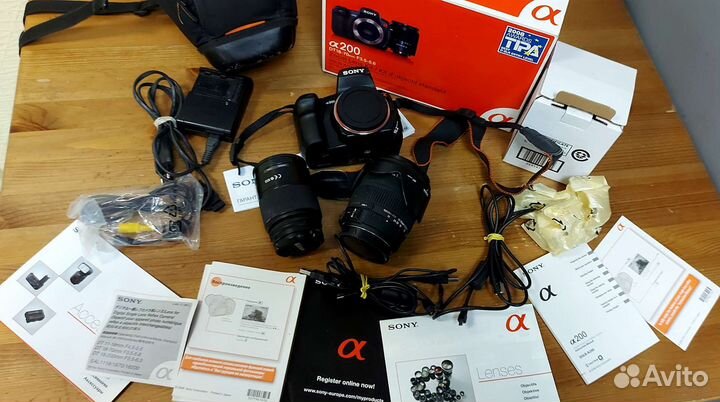 Зеркальный фото Sony Alpha 200 Japan+ 2 объектива
