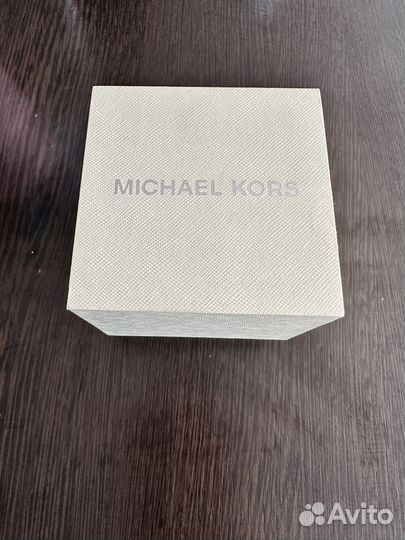 Часы женские michael kors