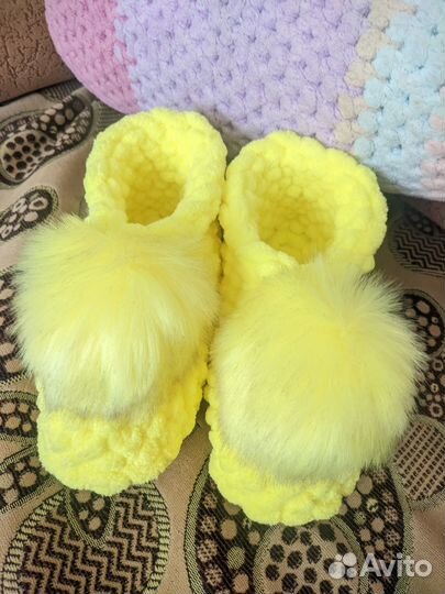Тапочки домашние с помпоном