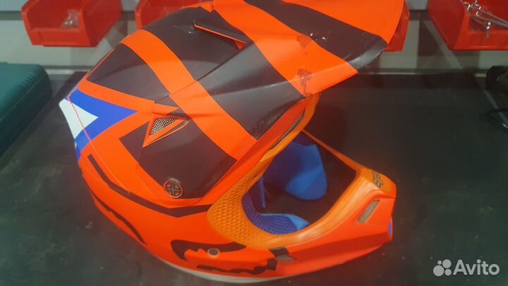 Кроссовый шлем FOX V3