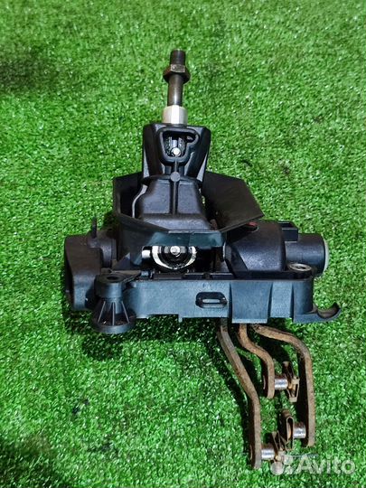 Кулиса кпп 5 ст Mercedes w124/201