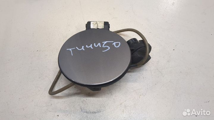 Лючок бензобака Volkswagen Touran, 2008