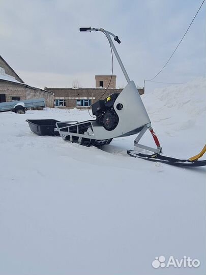Мотоснегокат 